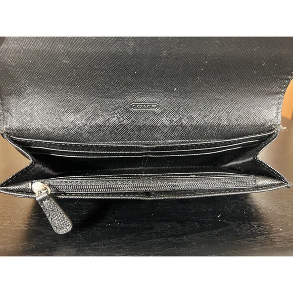 Coach Signature Peyton Slim Envelope Wallet Black Gray Snap Closure F49154 - Picture 9 of 10